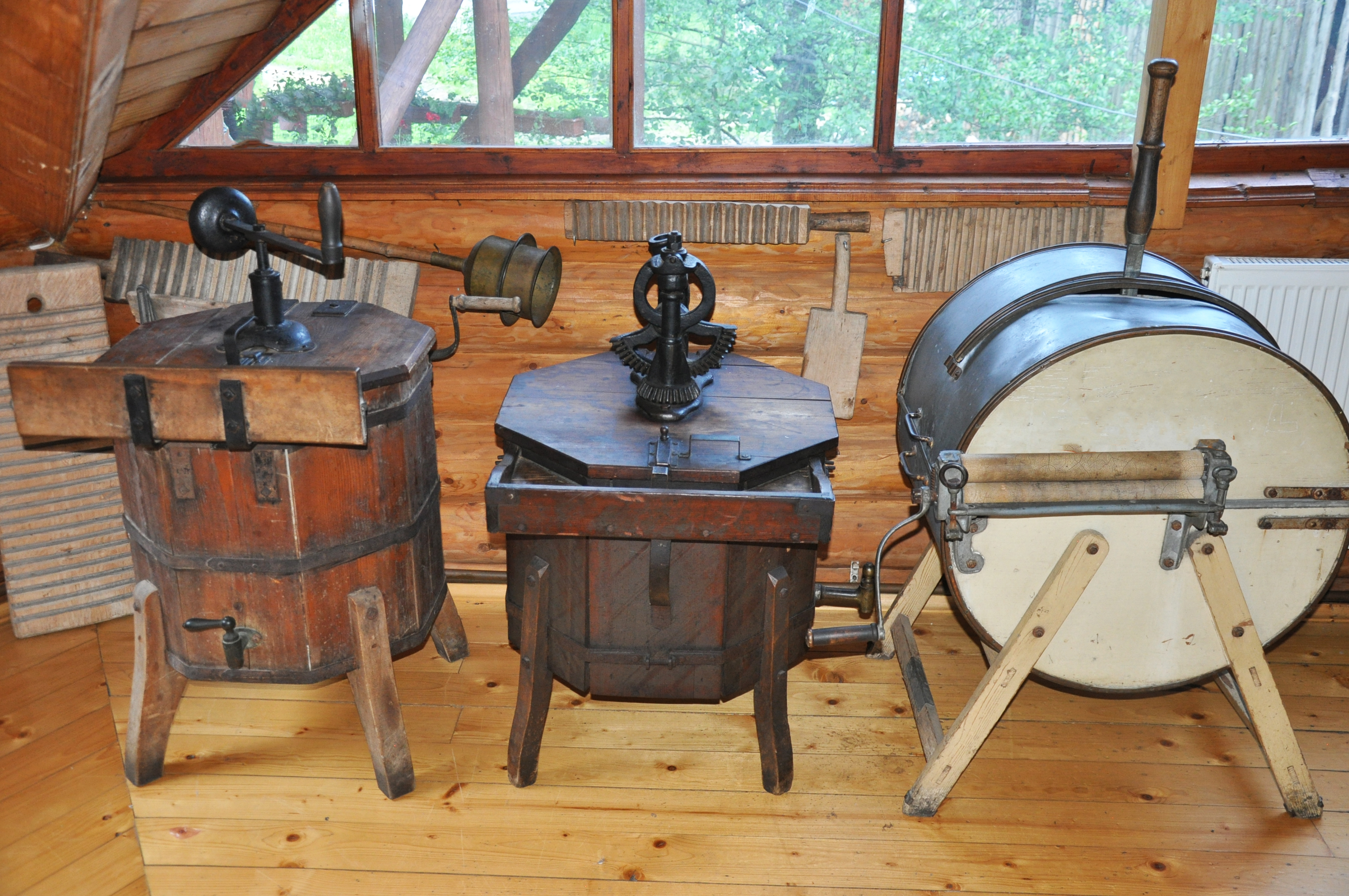 Antique Washing Machines Shutterstock 1119213578